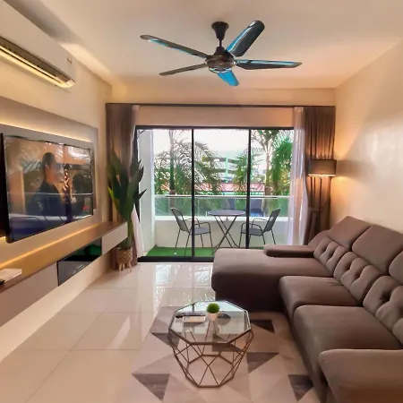 Manhattan Condo Ipoh Poolview Waterpark Free Netflix&Game Exterior photo