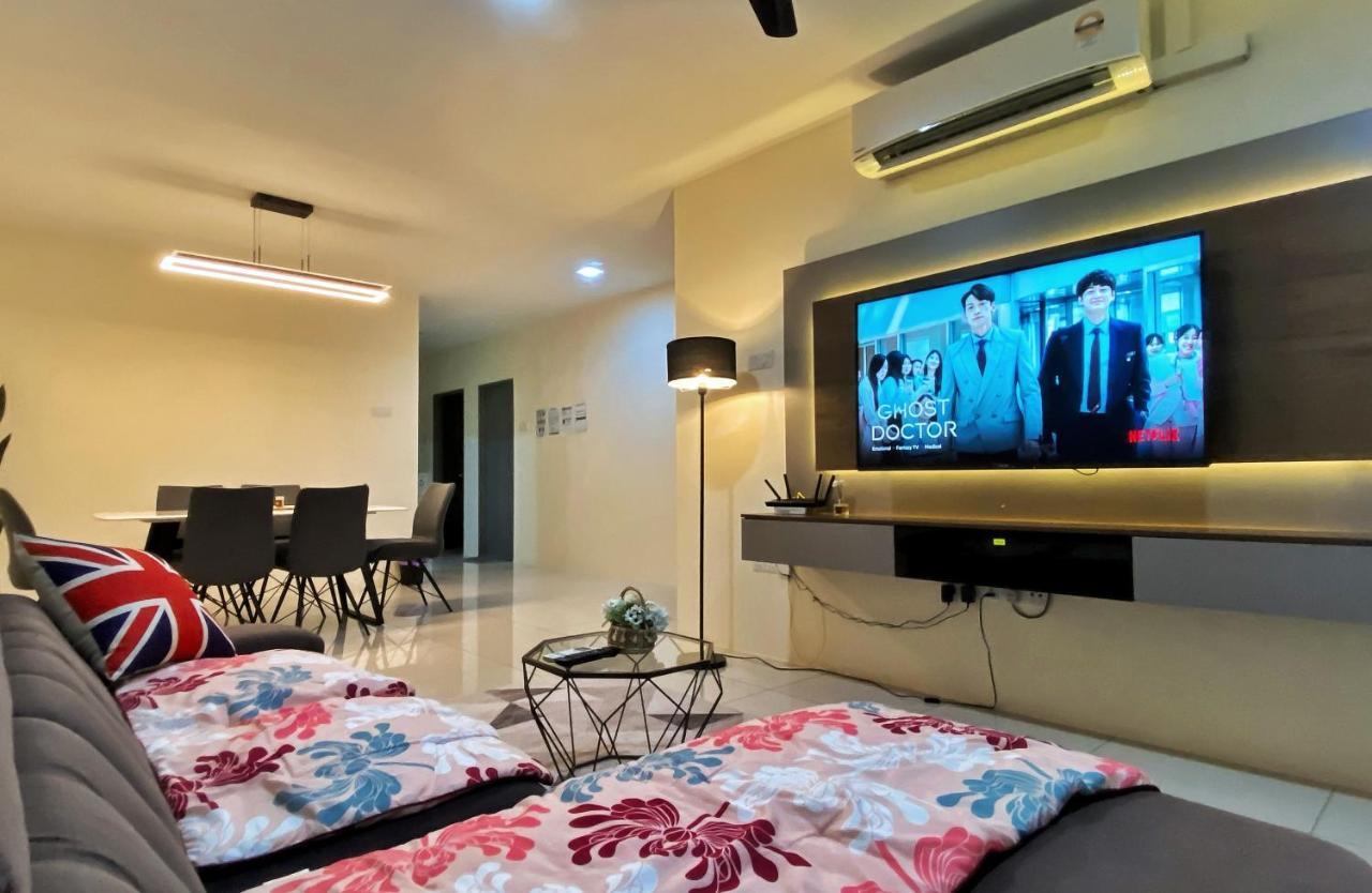 Manhattan Poolview Waterpark Free Netflix&game Apartment *