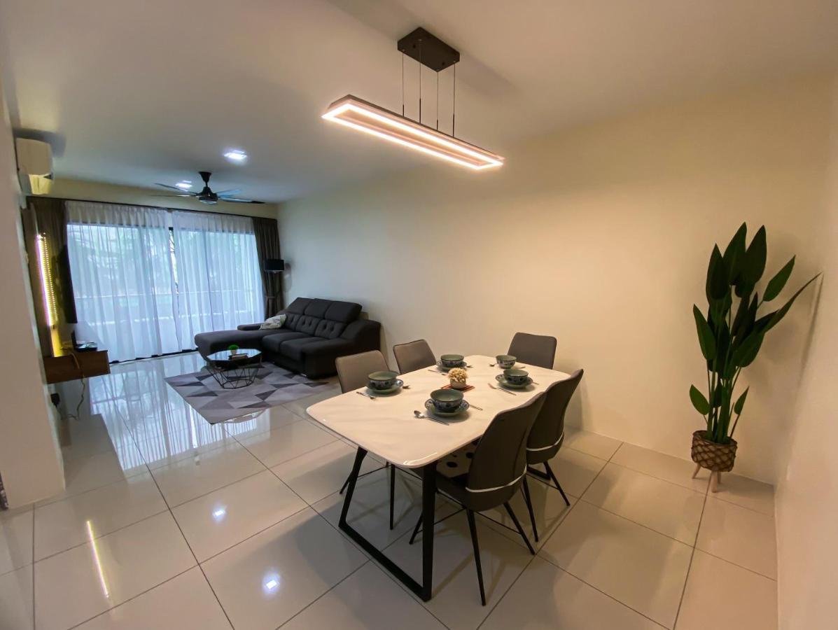Manhattan Poolview Waterpark Free Netflix&game * Ipoh