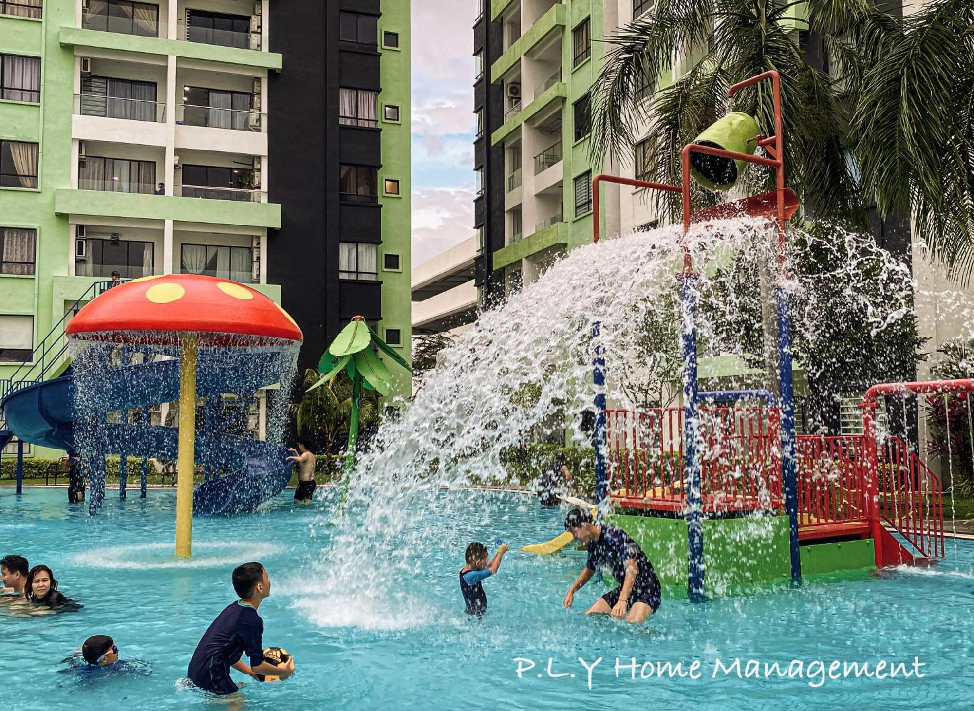 Manhattan Poolview Waterpark Free Netflix&game Apartment *